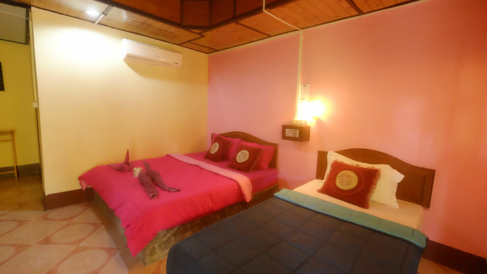 Lanta Sunmoon Bungalow Ко-Ланта Экстерьер фото